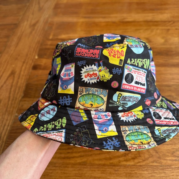 Meow Wolf C Street Signs Bucket Hat Unisex S/M - Picture 9 of 10